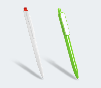 Plastikowy długopis z mechanizmem obrotowym
