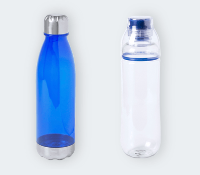 Botella transparente en plástico